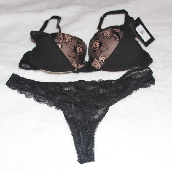 Frederick's of Hollywood Valerie Push Up Bra & Thong Set 36C/L - Picture 3 of 10